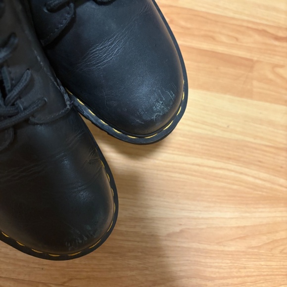 Jadon doc martens size 7 - Picture 6 of 6